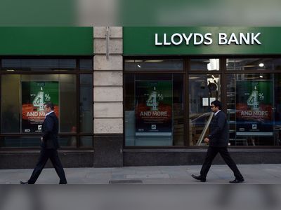 Lloyds to close 66 branches this winter - full list of those shutting