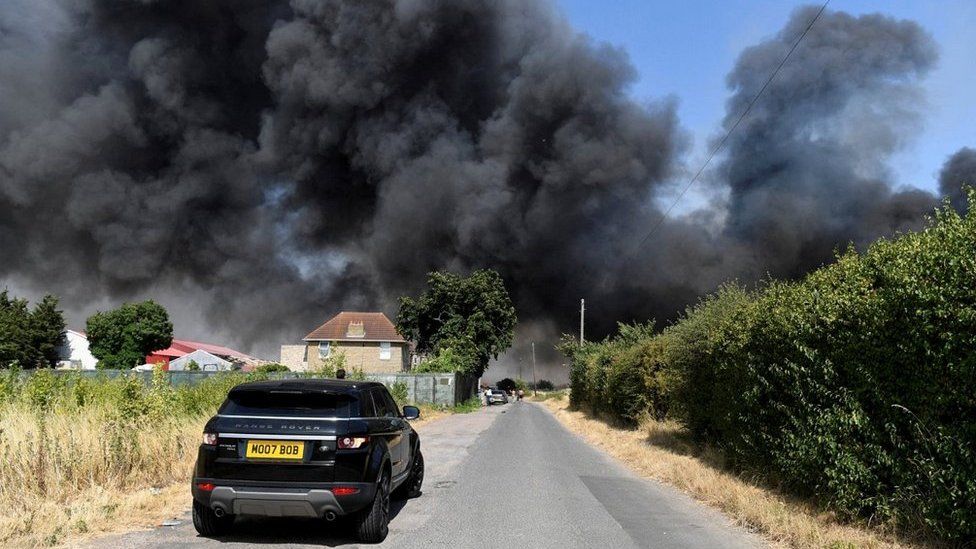 London fires: Major incident declared as crews tackle blazes