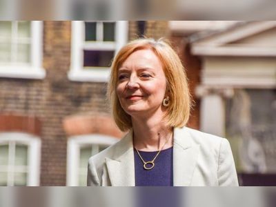 Liz Truss’s tax and spending plans sow consternation among economists