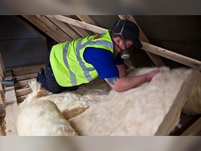Fuel-poor homes face taking £250 energy hit due to poor insulation