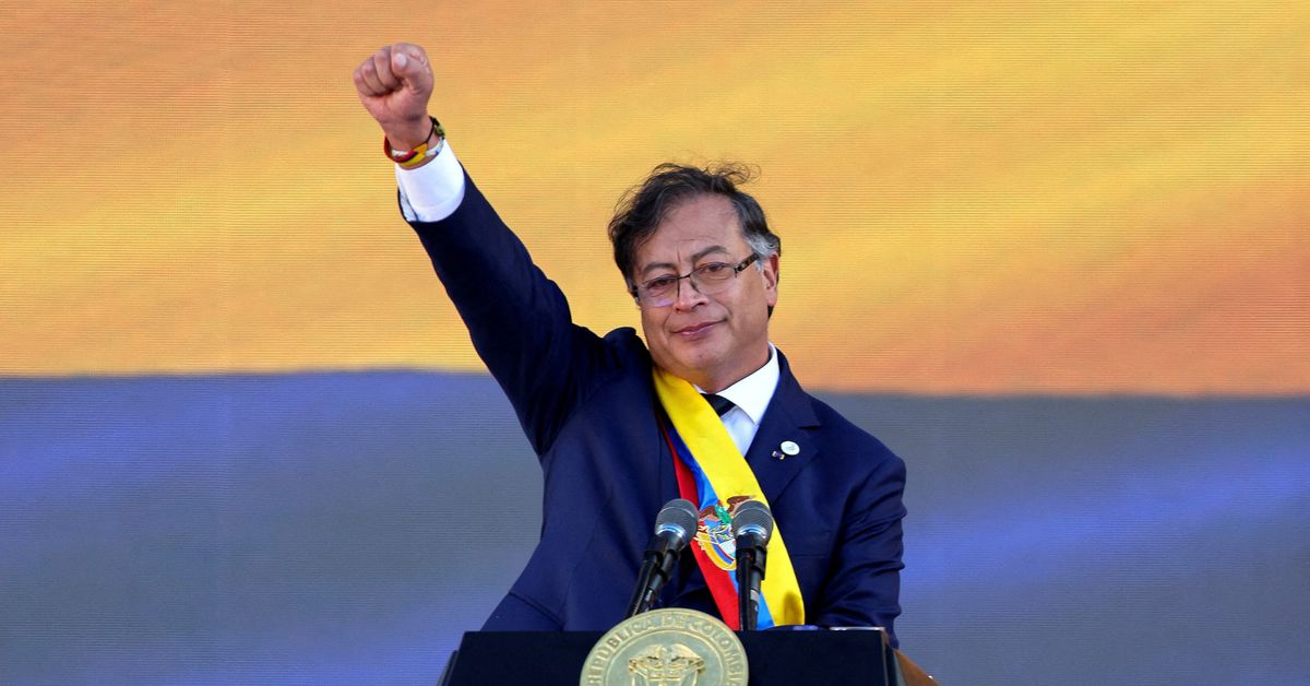 Colombia suspends ELN rebel arrest warrants, extradition orders to restart peace talks