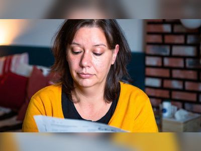 Energy bills: Middle-earners will need help with rising prices too, says chancellor