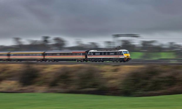 Heritage railway takes on Avanti with first class west coast service