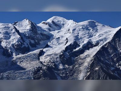 French mayor threatens €15,000 deposit to climb Mont Blanc