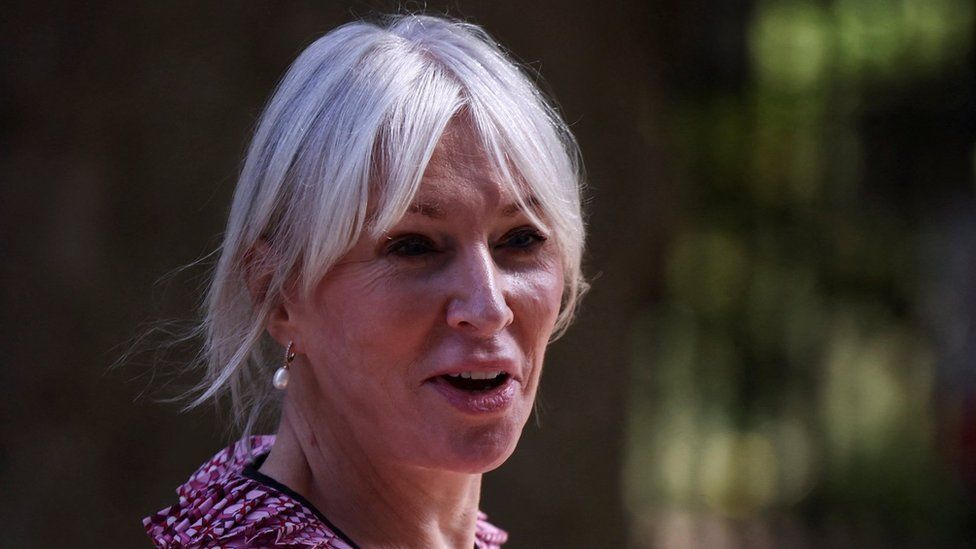 Nadine Dorries criticised for sharing edited image of Sunak wielding knife