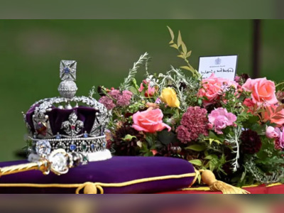 Flowers Left For Queen Elizabeth To Be Composted, Re-Used In Parks