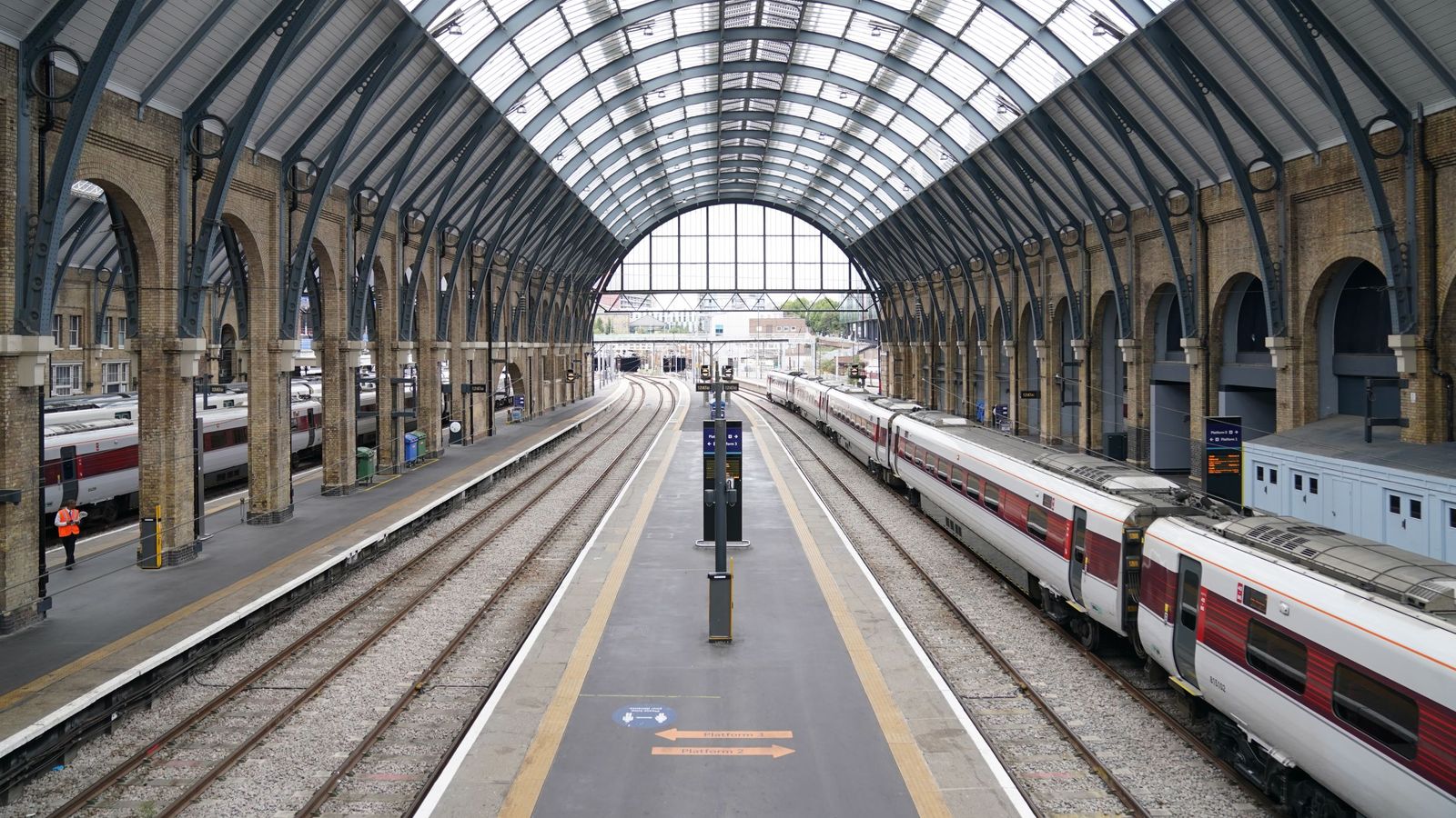 More rail strikes announced for 3 and 5 November, this time involving train operators