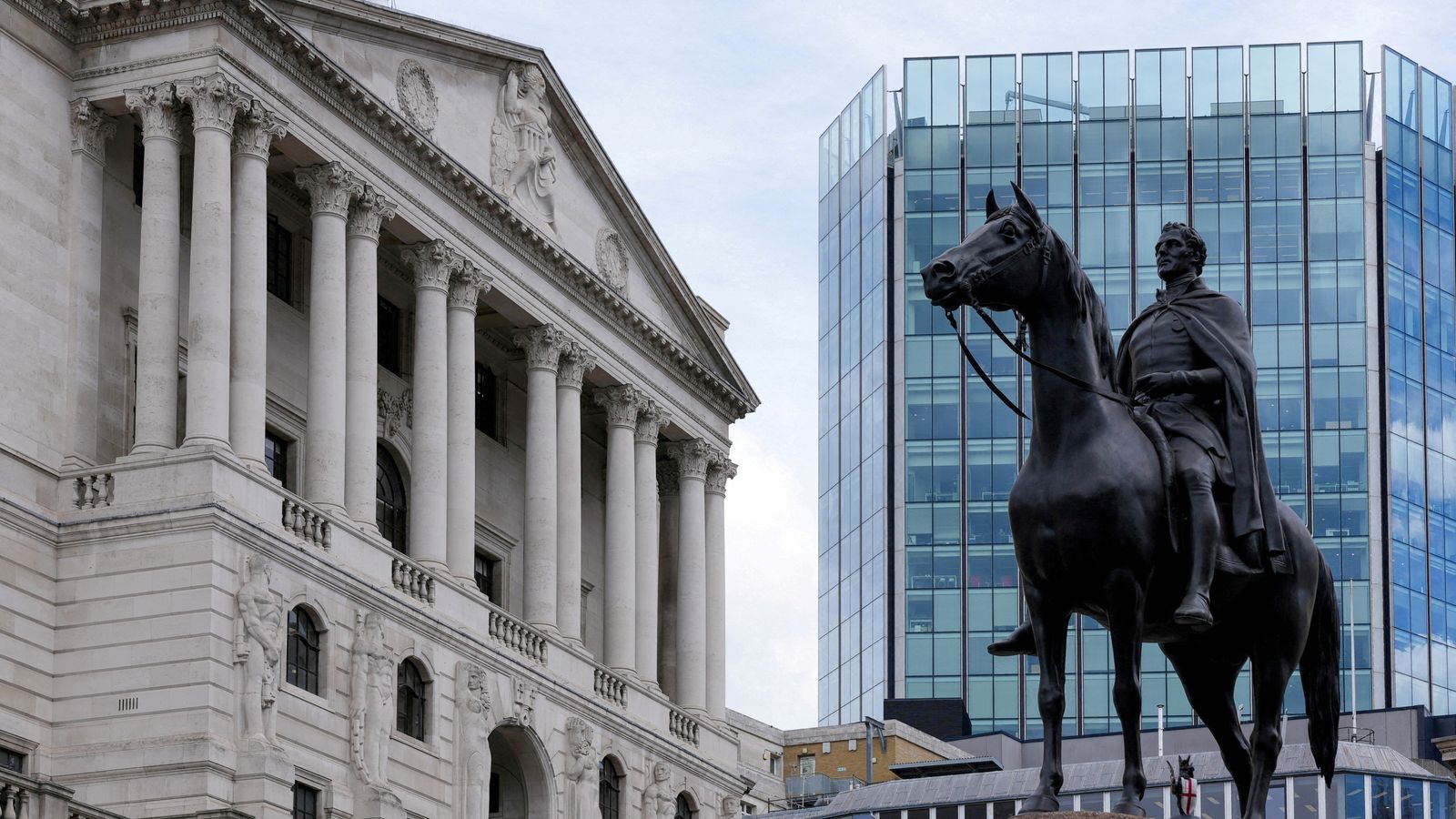Bank of England ceases bond-buying after spending £19.3bn