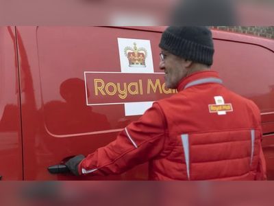 Royal Mail staff call off planned strike action