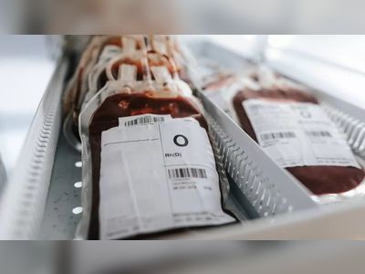 Public responds to NHS amber alert over donor blood stocks