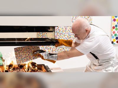 Damien Hirst burns his own art after selling NFTs