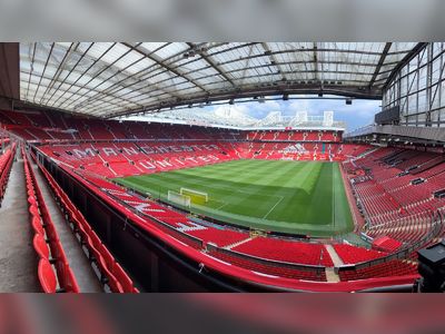 Manchester United owners to explore sale as Glazers seek new investment