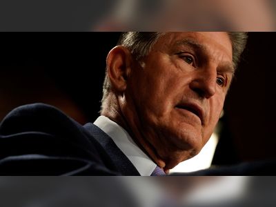 Biden comments on coal-fired plants slammed by Manchin ahead of U.S. midterms