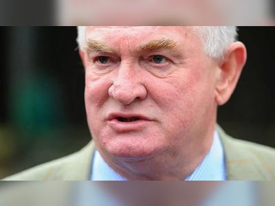 Ruthin helicopter crash: Racehorse owner Dai Walters in critical care