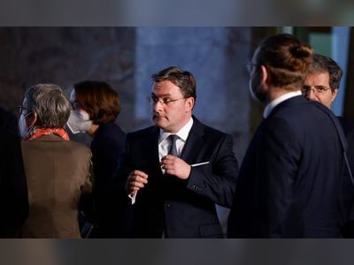 Serbia must choose between EU and Russia, says Germany