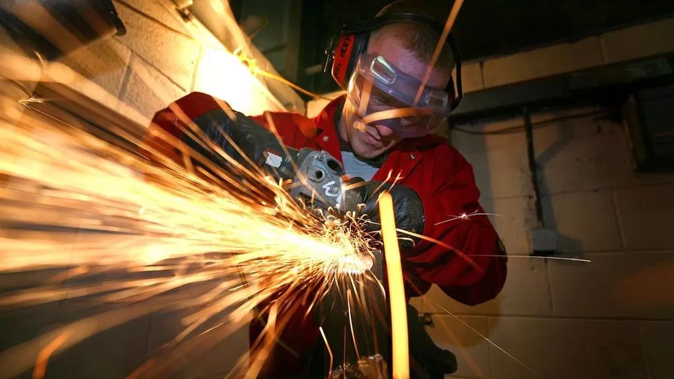 Warning apprentices quitting over quality of schemes