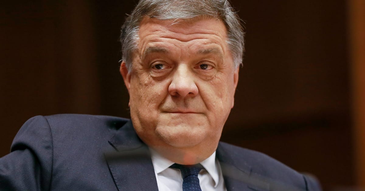 Qatargate: Italian ex-MEP’s wife and daughter arrested