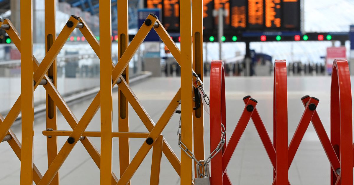 UK rail workers announce more strikes starting Christmas Eve