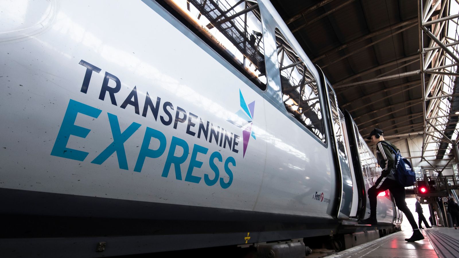 Train operator TransPennine Express issues 'do not travel' alert