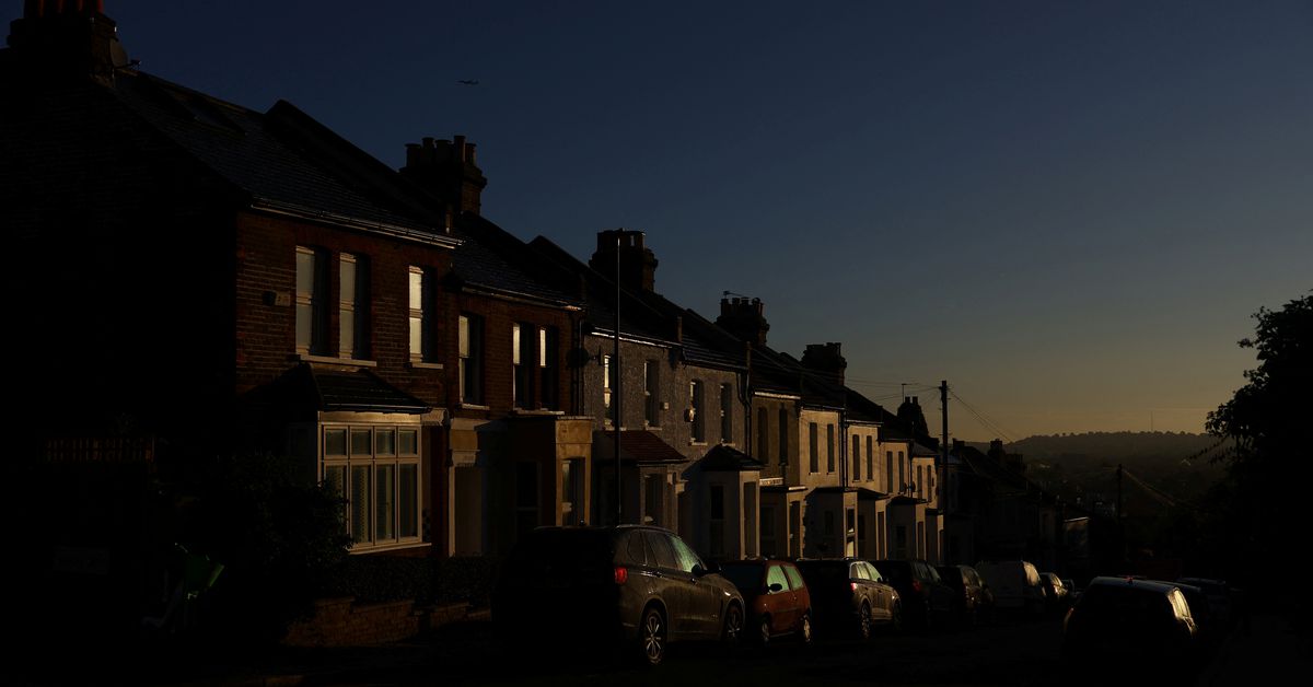 UK property market weakest since 2010 as uncertainty weighs: RICS