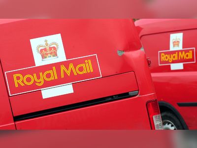 Royal Mail unable to despatch items abroad after 'cyber incident'