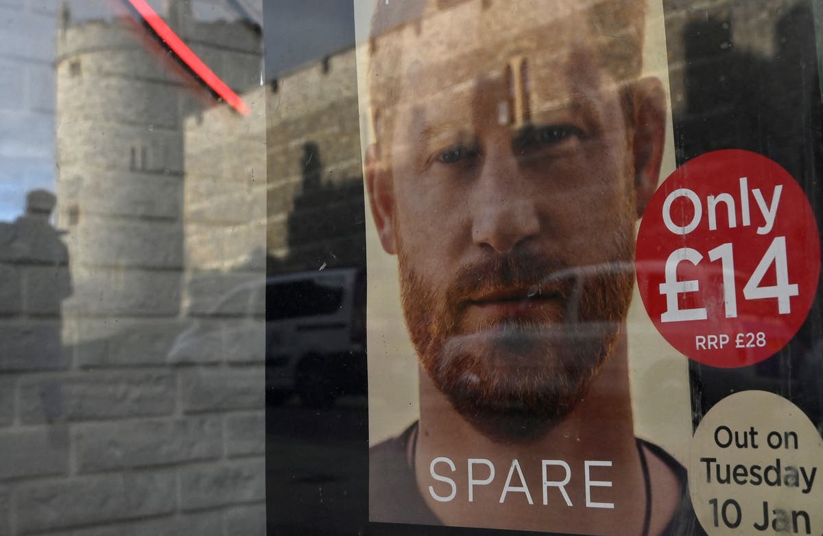 Bookshops open at midnight for rush to purchase Prince Harry’s Spare