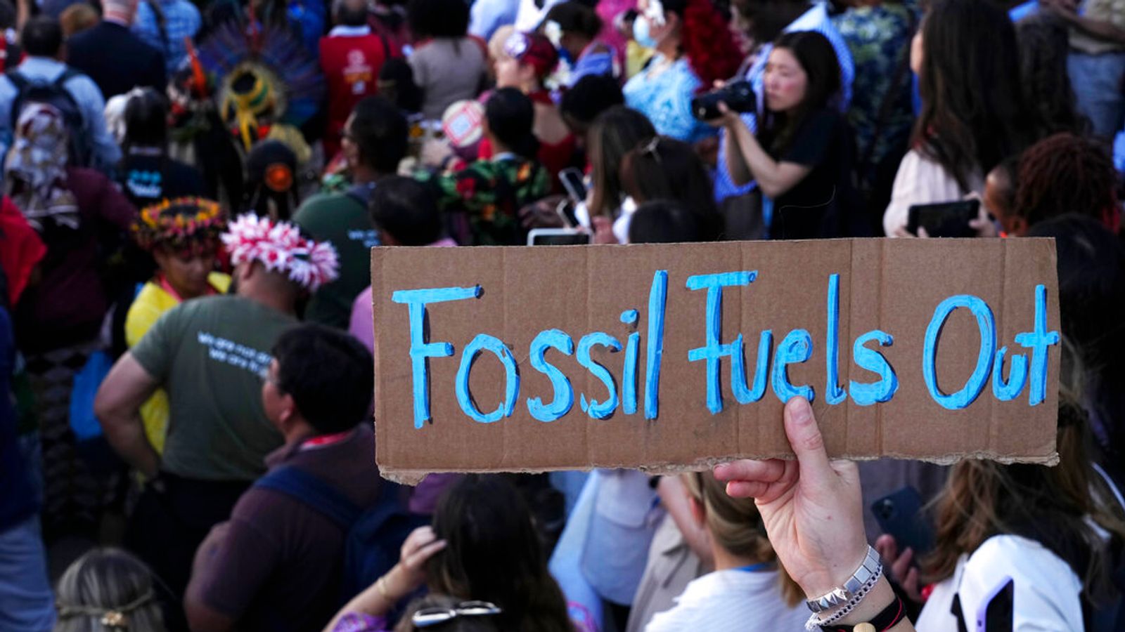 Crack down on fossil fuel lobbyists at COP climate talks, global groups urge the United Nations