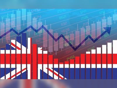 UK economy beats expectations with November growth