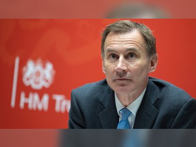 Tory MPs challenge chancellor Jeremy Hunt on tax cuts and fuel duty