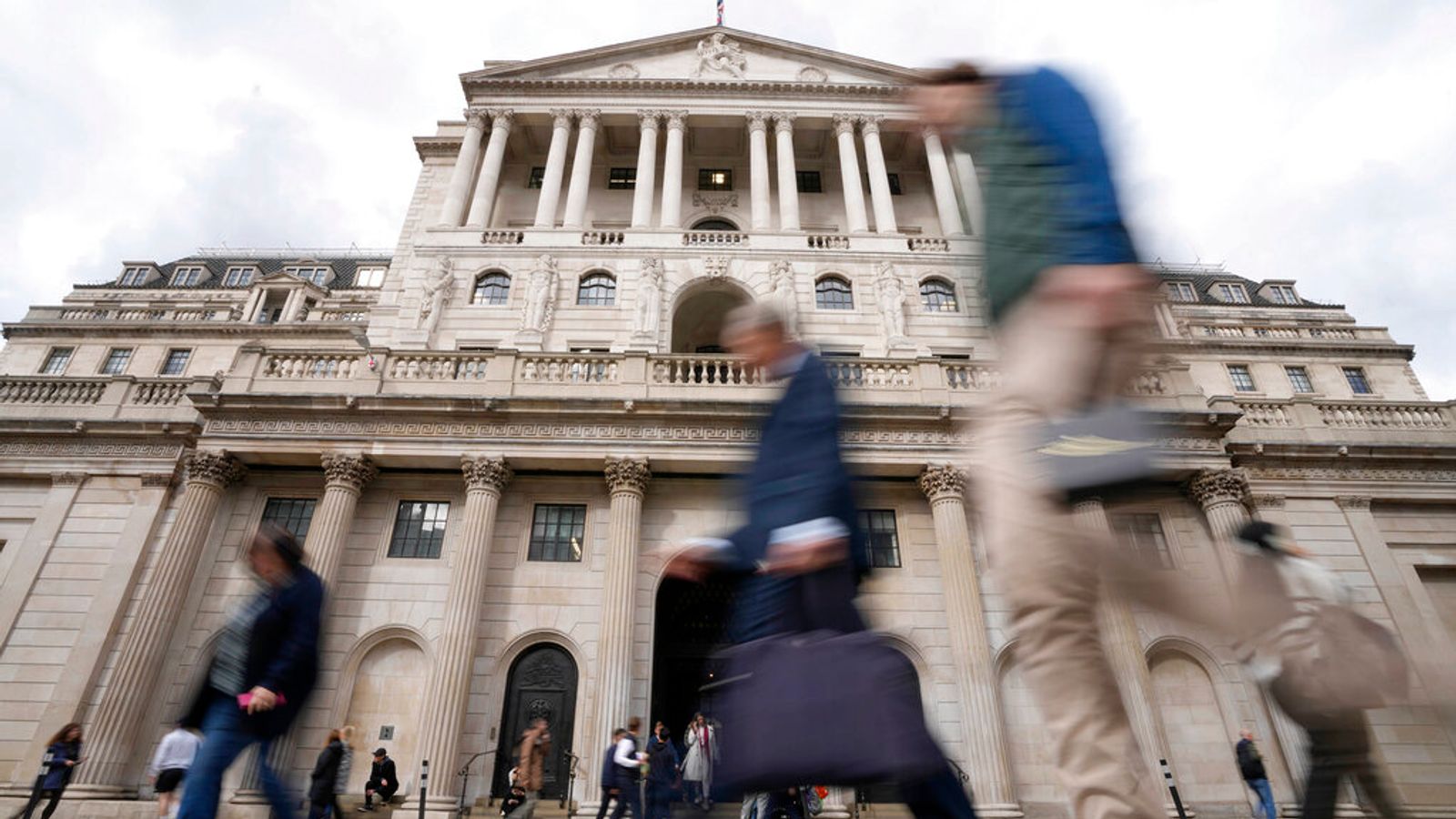 It's clear the Bank of England thinks we are at - or near to - a peak in interest rates