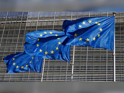 UK pays EU £2.3bn after losing trade dispute