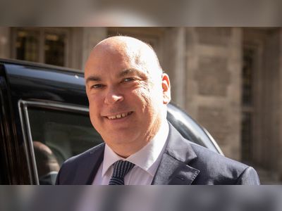 Business figures lobby Sunak over extradition of tech tycoon Lynch