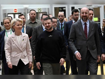 Volodymyr Zelensky makes new plea for tanks and jets