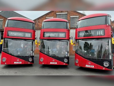 Long-running London bus drivers' dispute ends after 18% pay deal
