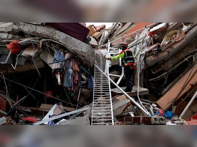 Rescuers dig through rubble as Turkey-Syria quake death toll passes 7,800