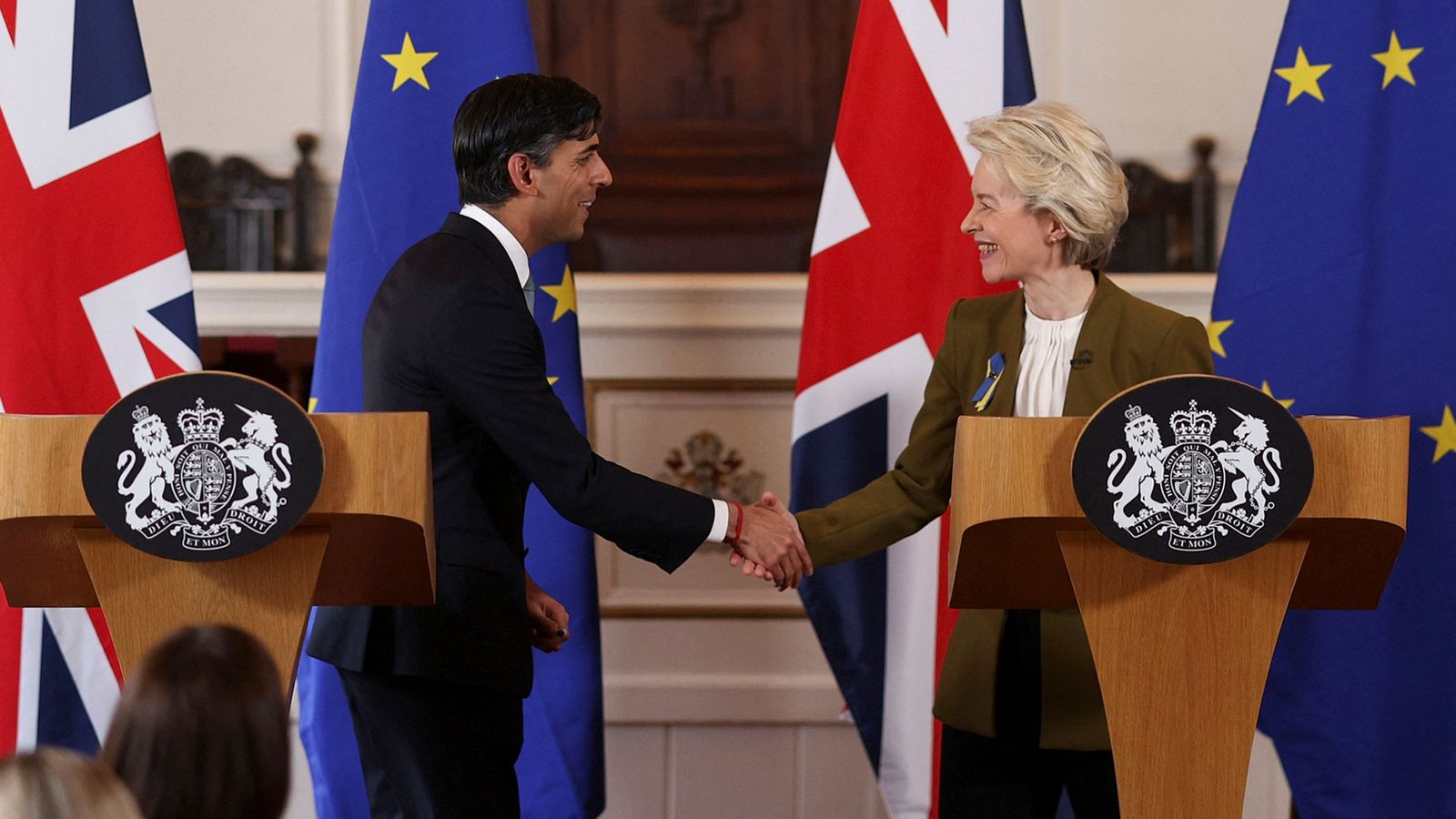 Rishi Sunak promises 'beginning of a new chapter' as he unveils 'Windsor Framework' deal on Brexit