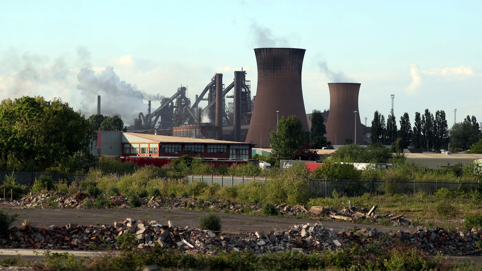 British Steel draws up plan for 800 job losses amid government funding talks