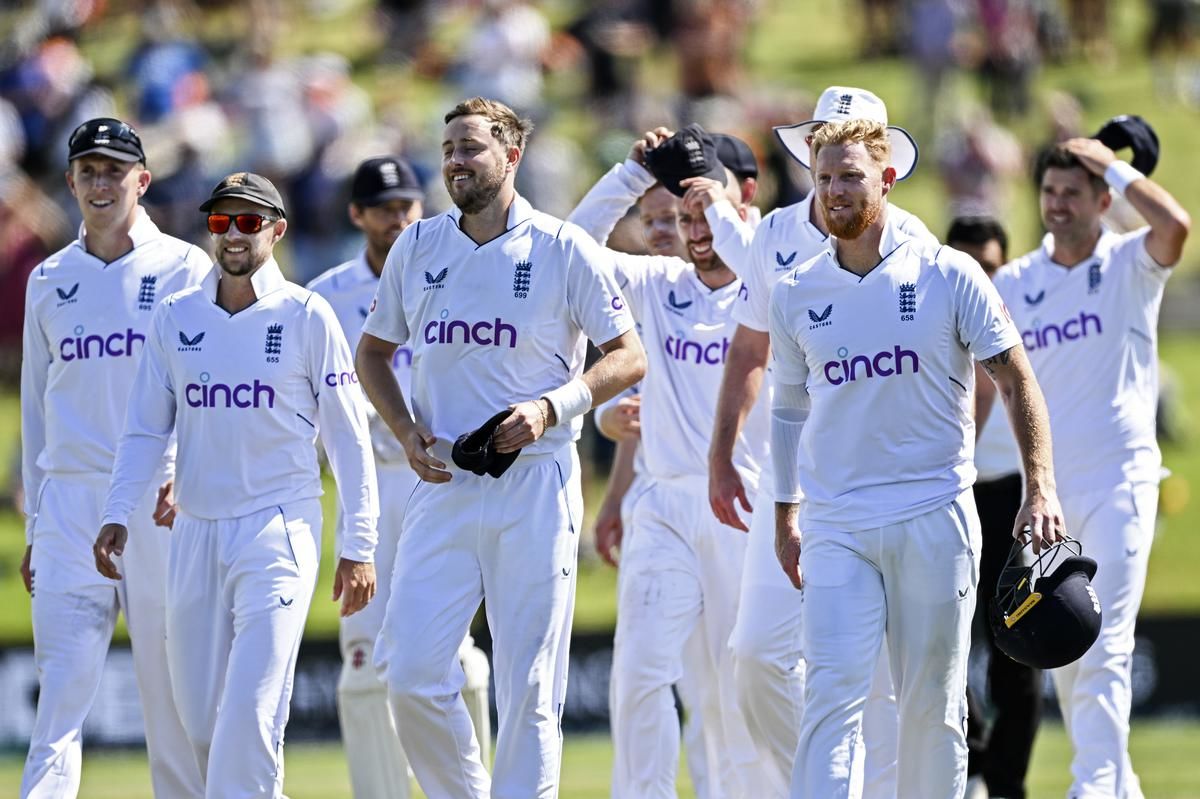 England beat New Zealand by 267 runs in first test