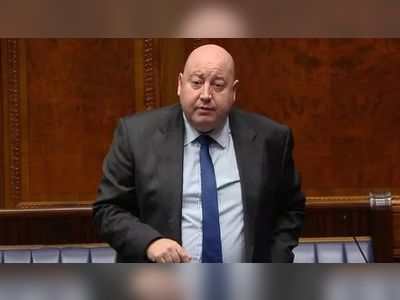 DUP councillor Adrian McQuillan leaves party after suspension