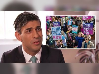 Rishi Sunak wades into trans row declaring 'biological sex really matters'