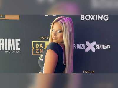 I'm a boxing 'ring girl' who gets paid $1,100 per fight. It's less catty than modelling and I've worked with celebrities like KSI.