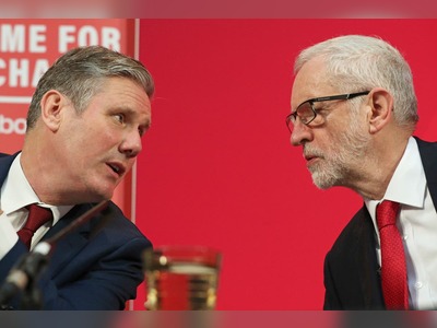 Jeremy Corbyn at war with Sir Keir Starmer as he faces Labour election candidate ban