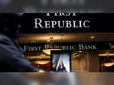 First Republic shares fall as Yellen says not considering 'blanket insurance' on bank deposits