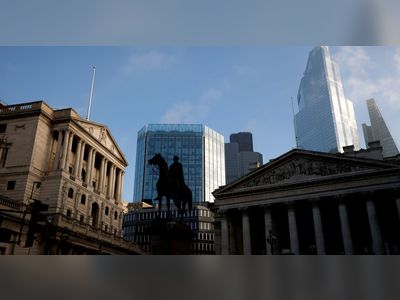 Bank of England gives lenders December deadline to improve data on risks
