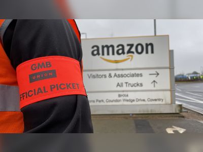 More Amazon warehouse strikes on the cards after 'insulting' pay rise