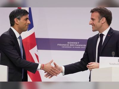 Sunak and Macron summit: UK to give £500m to help France curb small boat crossings