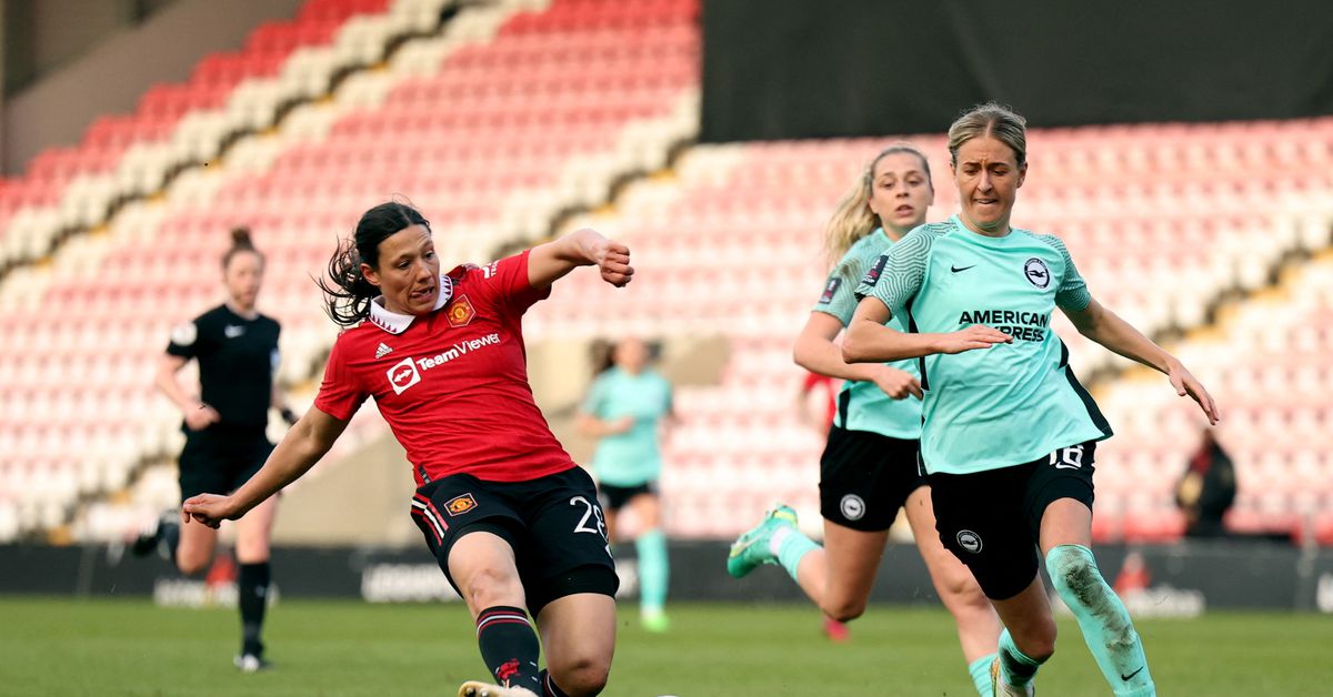 Manchester United beat Brighton to reach Women's FA Cup final