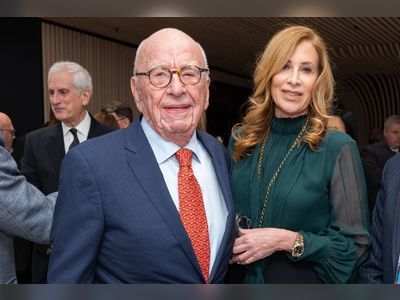 The planned summer wedding of the 92-year-old media mogul and Ann Lesley Smith is said to have been called off