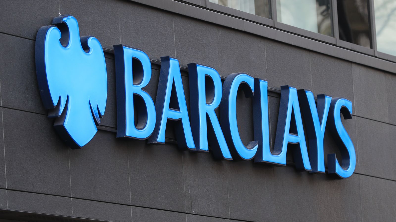 Barclays joins ranks of investment banks wielding jobs axe