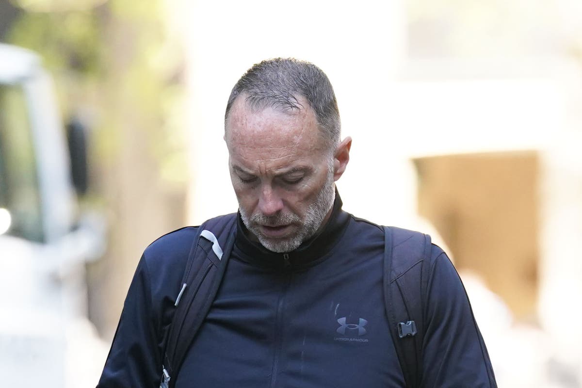 Met Police sergeant ‘took bribes from West End bosses’